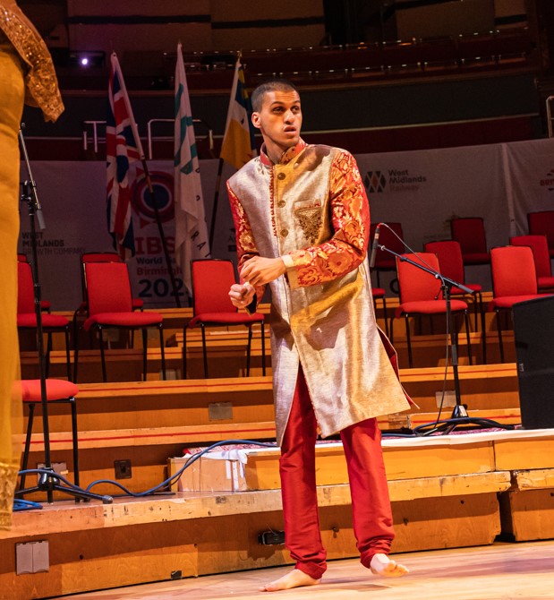 Hamza dancing in the opening ceremony